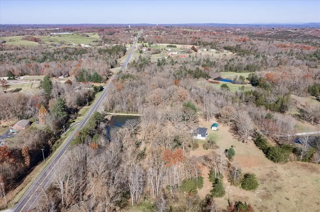 8267 Highway 127 S Crossville TN 38572