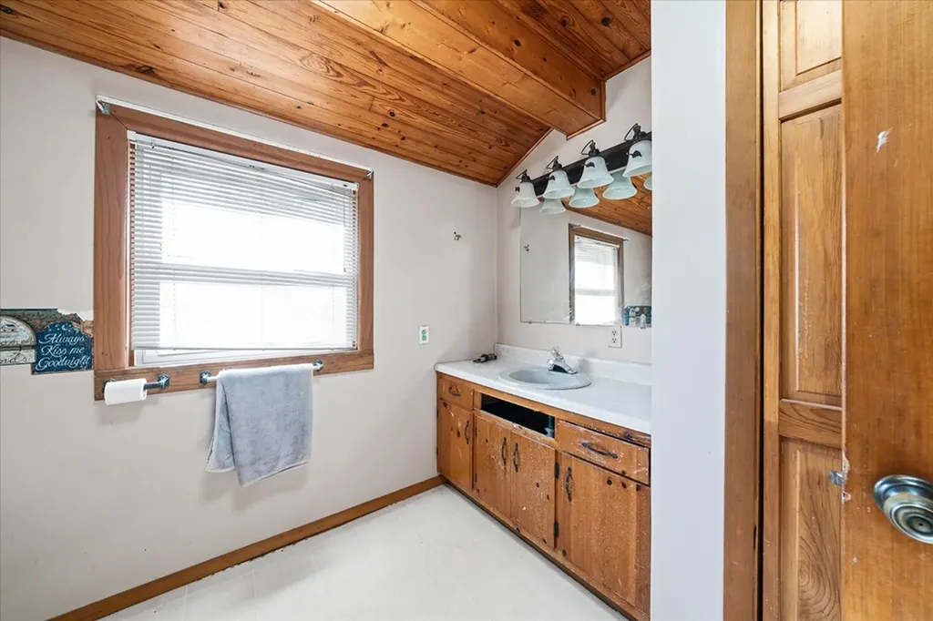 8267 Highway 127 S Crossville TN 38572