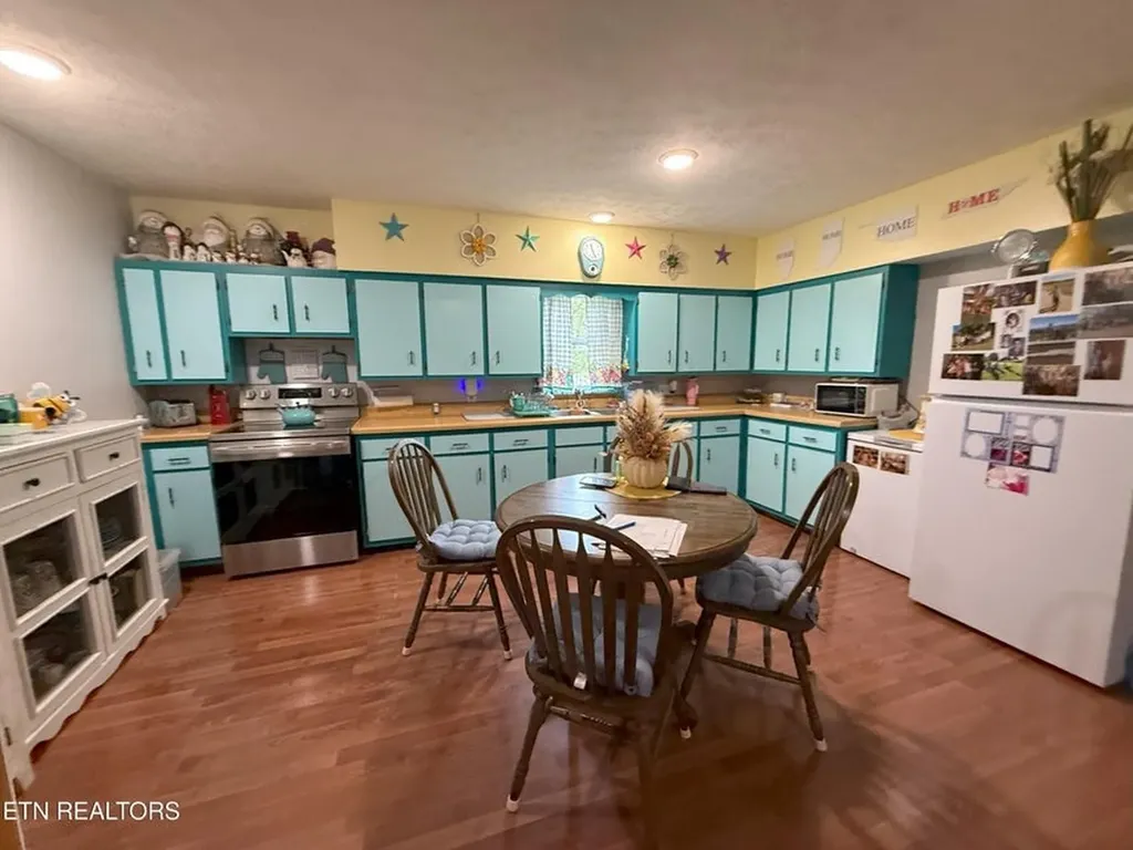 6105 S York Highway Clarkrange TN 38553-5147