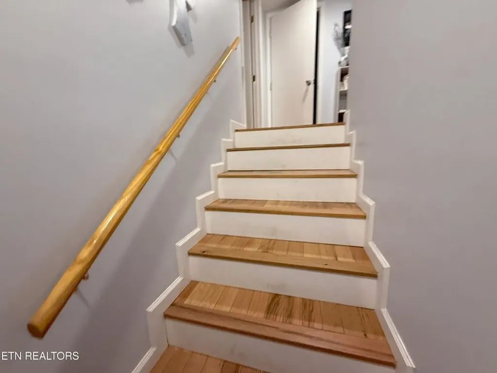 6105 S York Highway Clarkrange TN 38553-5147