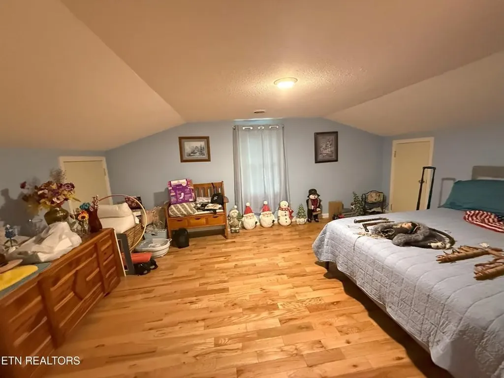 6105 S York Highway Clarkrange TN 38553-5147