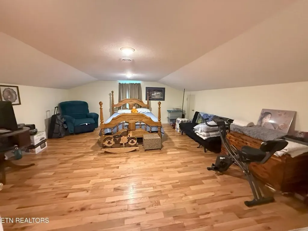 6105 S York Highway Clarkrange TN 38553-5147