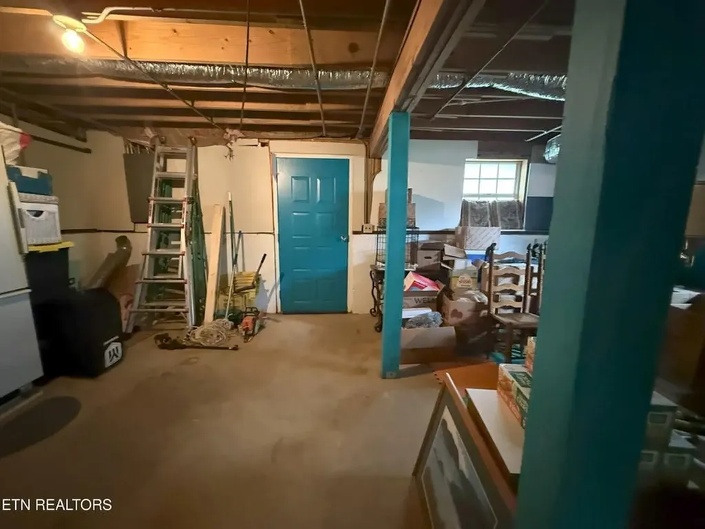 6105 S York Highway Clarkrange TN 38553-5147