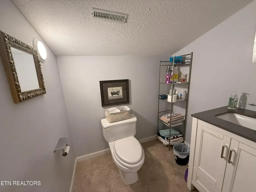 6105 S York Highway Clarkrange TN 38553-5147