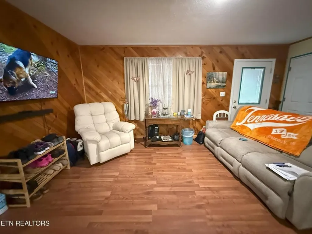 6105 S York Highway Clarkrange TN 38553-5147