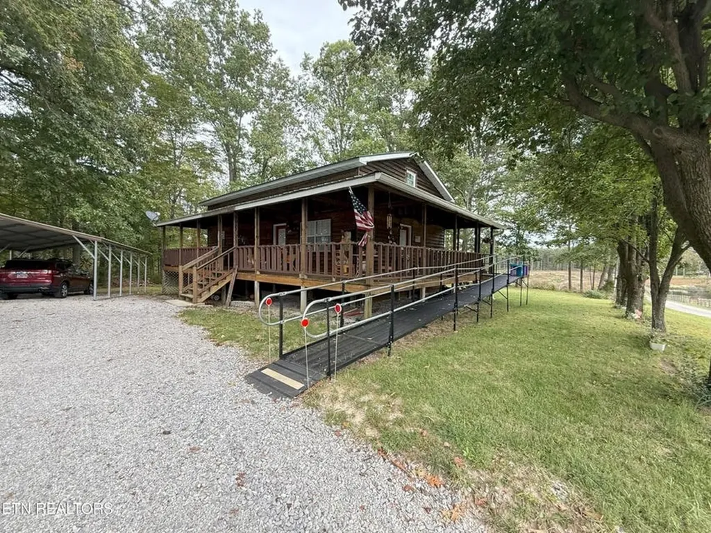 6105 S York Highway Clarkrange TN 38553-5147