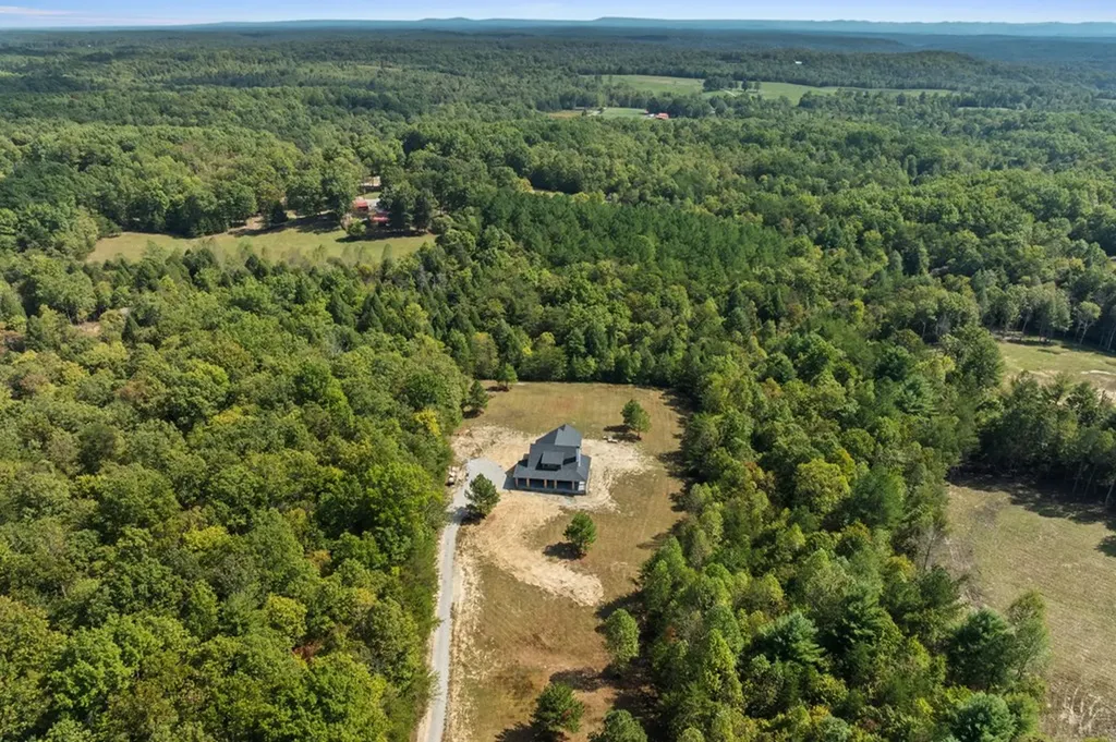 122 Canter Lane Jamestown TN 38556