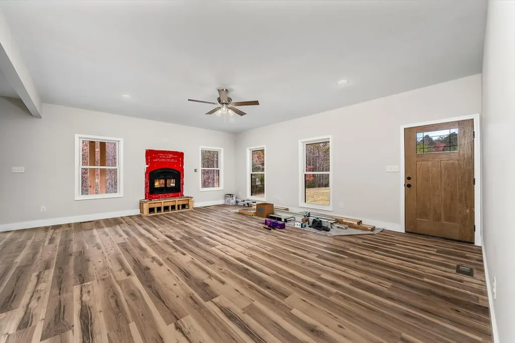 122 Canter Lane Jamestown TN 38556