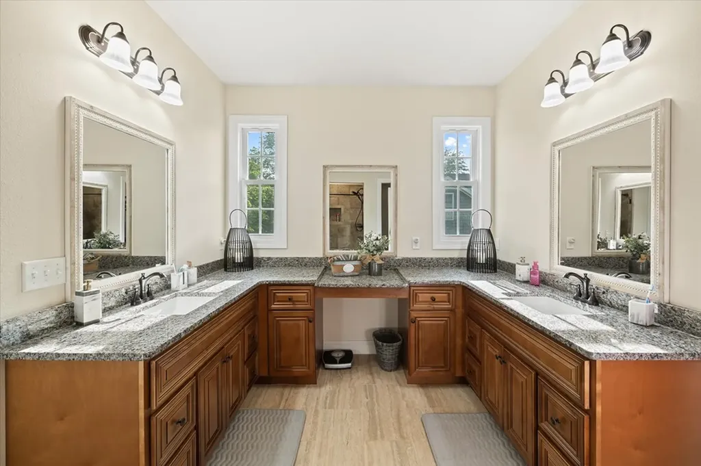 5004 Curtis Way Cookeville TN 38506