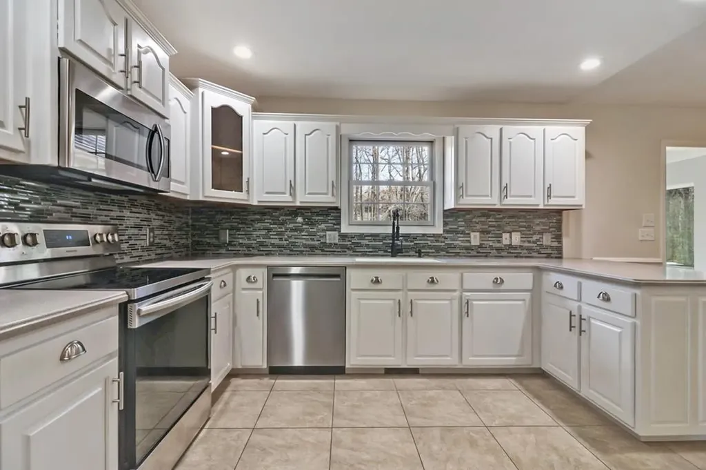 35 Bingham Lane Crossville TN 38558