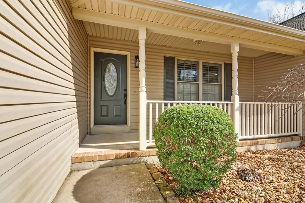 35 Bingham Lane Crossville TN 38558