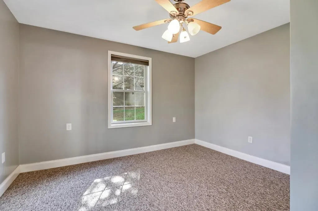 35 Bingham Lane Crossville TN 38558