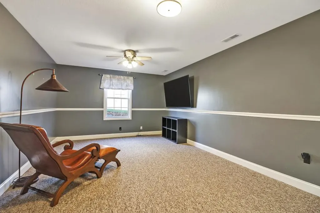 35 Bingham Lane Crossville TN 38558