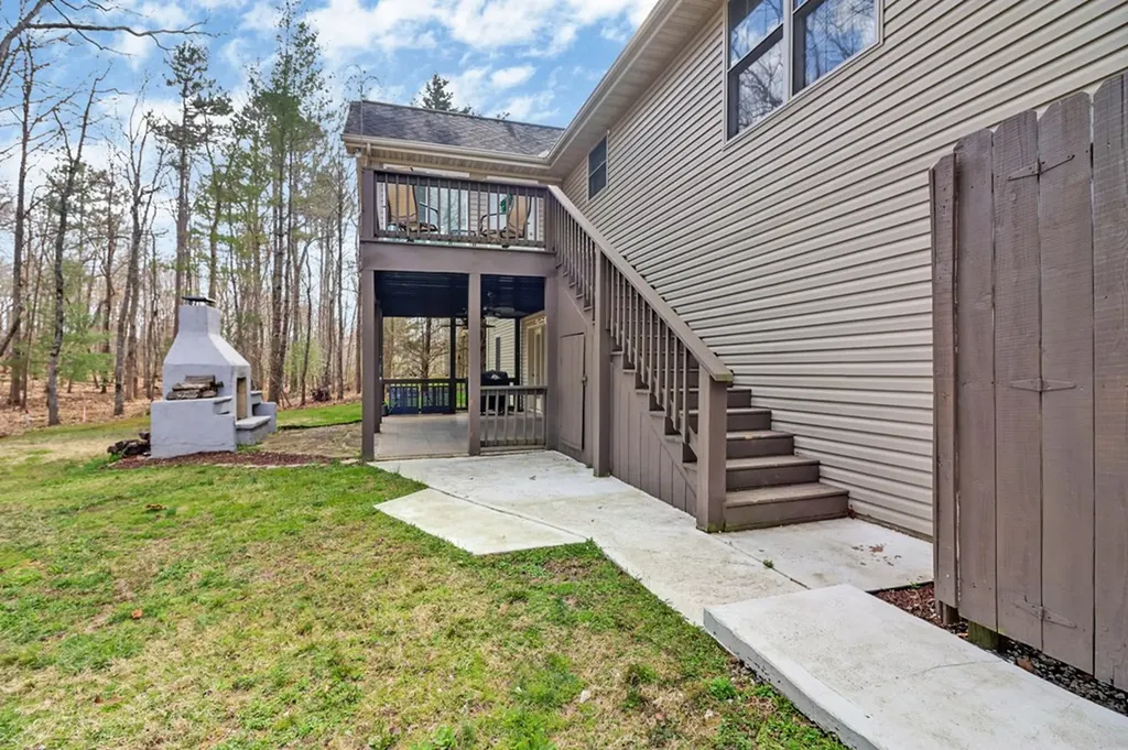 35 Bingham Lane Crossville TN 38558