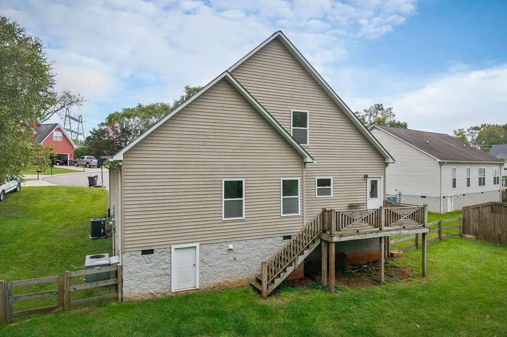 136 Phillips Bend Court Cookeville TN 38506