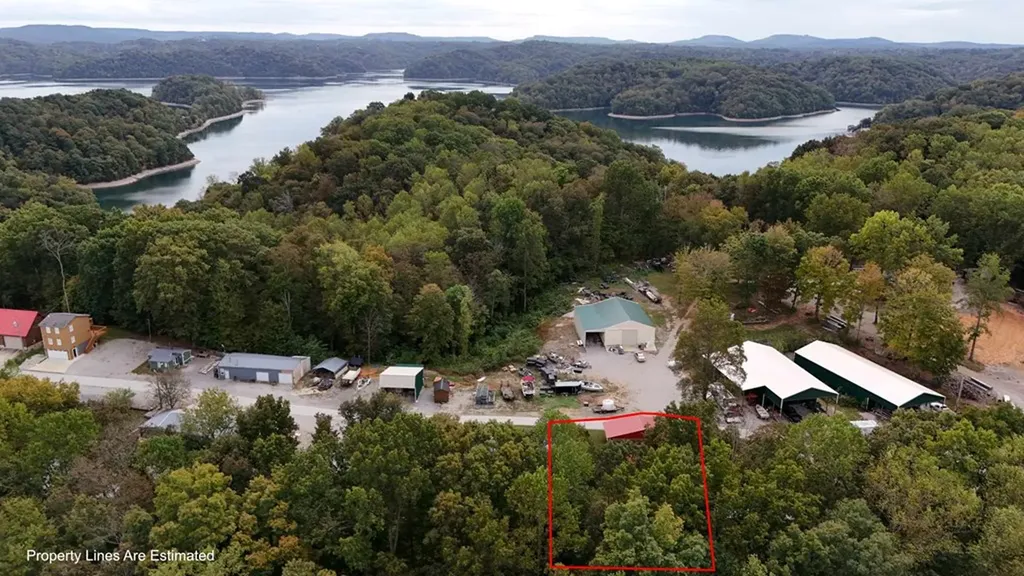 348 Bill Hunter Road Celina TN 38551