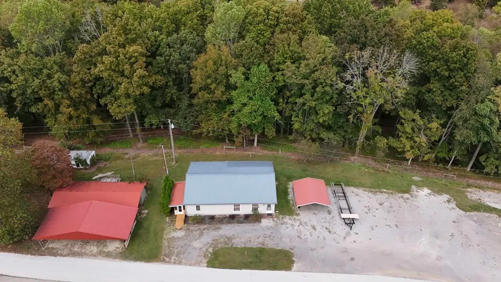 348 Bill Hunter Road Celina TN 38551