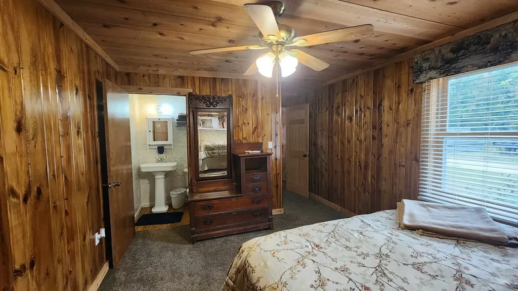 348 Bill Hunter Road Celina TN 38551