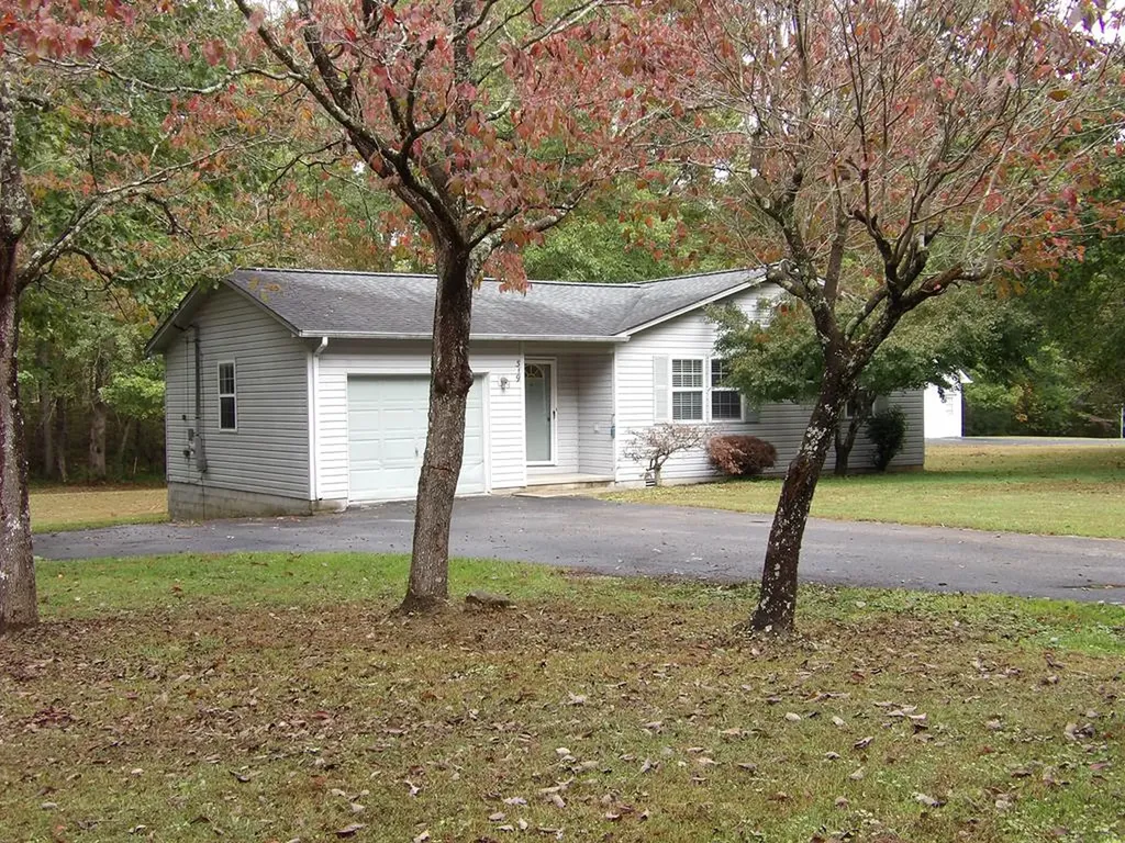 319 Sycamore Drive Crossville TN 38555