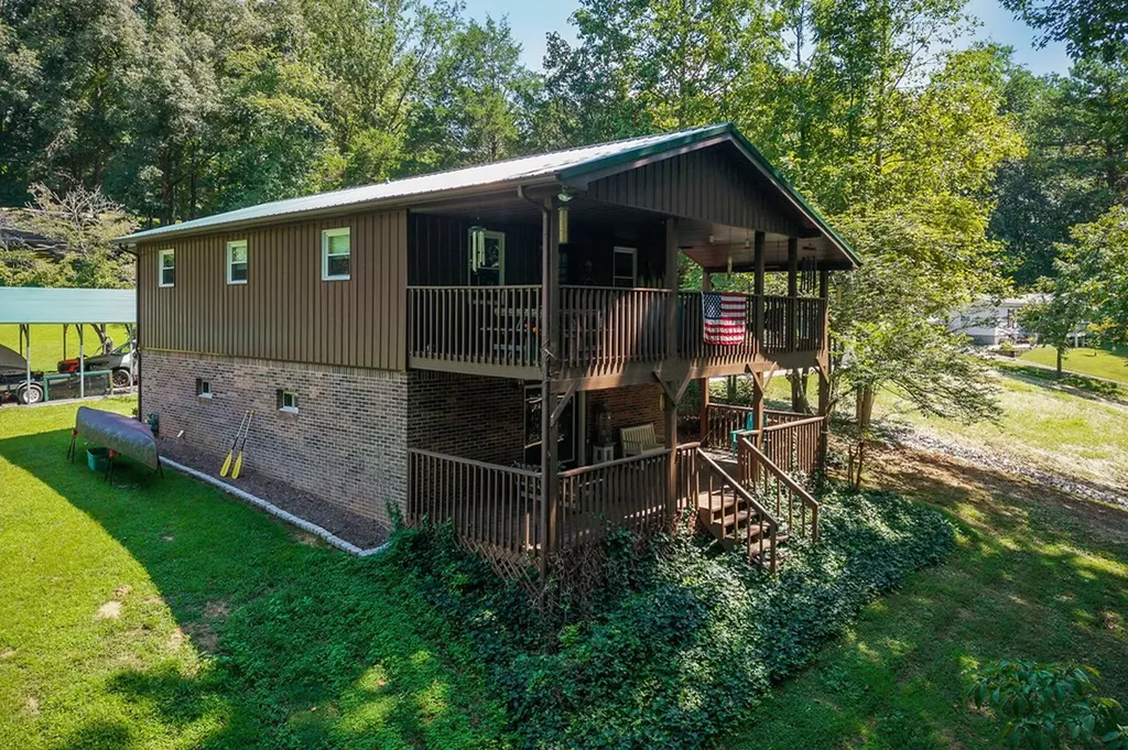 524 Luckey Lane Sparta TN 38583