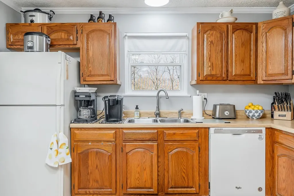 524 Luckey Lane Sparta TN 38583