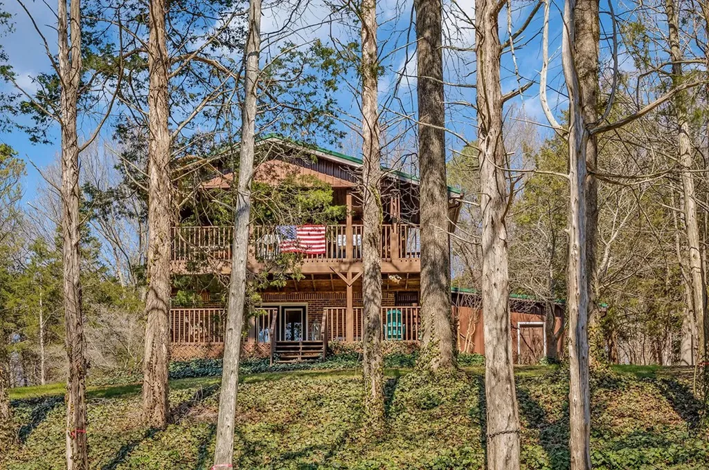 524 Luckey Lane Sparta TN 38583