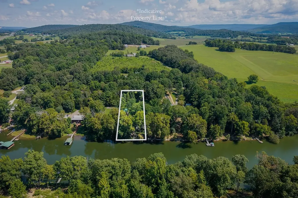 524 Luckey Lane Sparta TN 38583