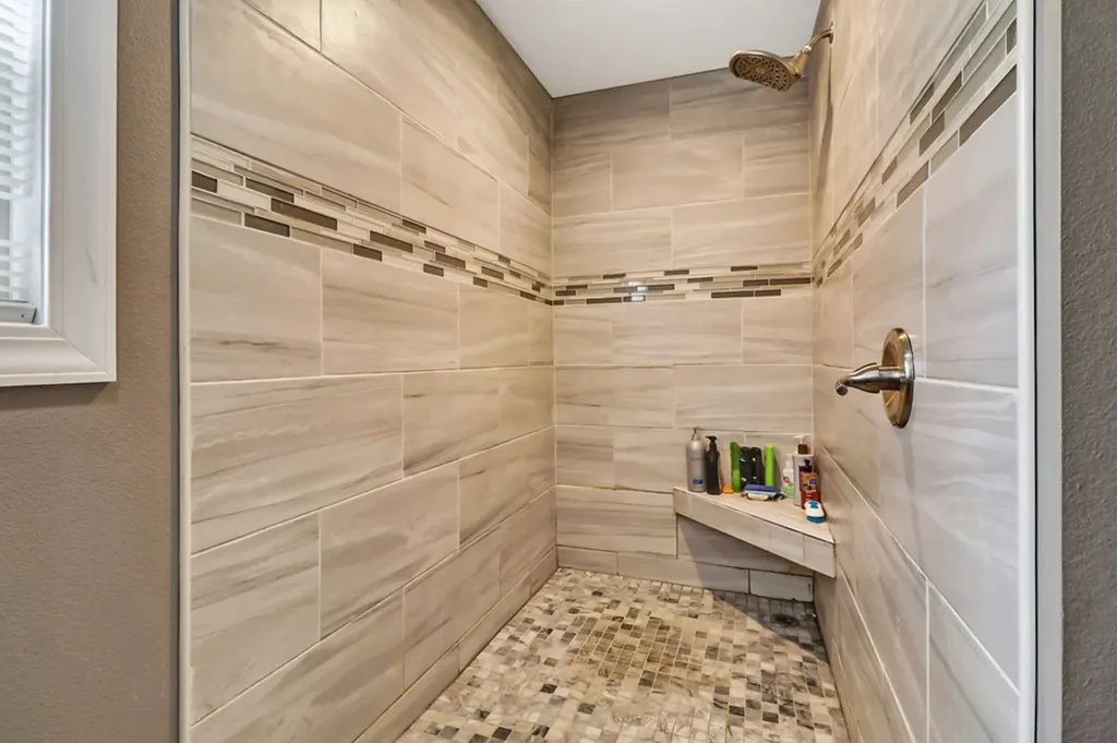 803 Spruce Loop Crossville TN 38555