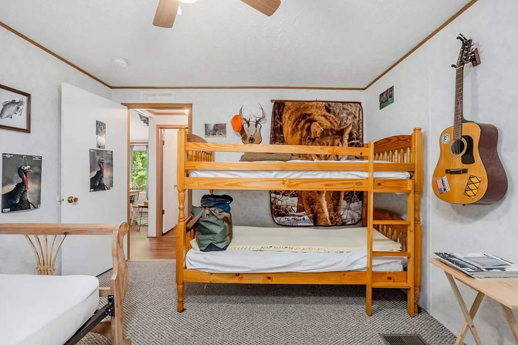43 Moss Bend Lane Lancaster TN 38569