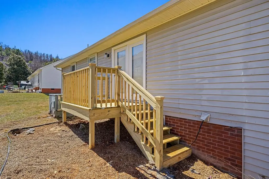 1002 Cambridge Court Cookeville TN 38506