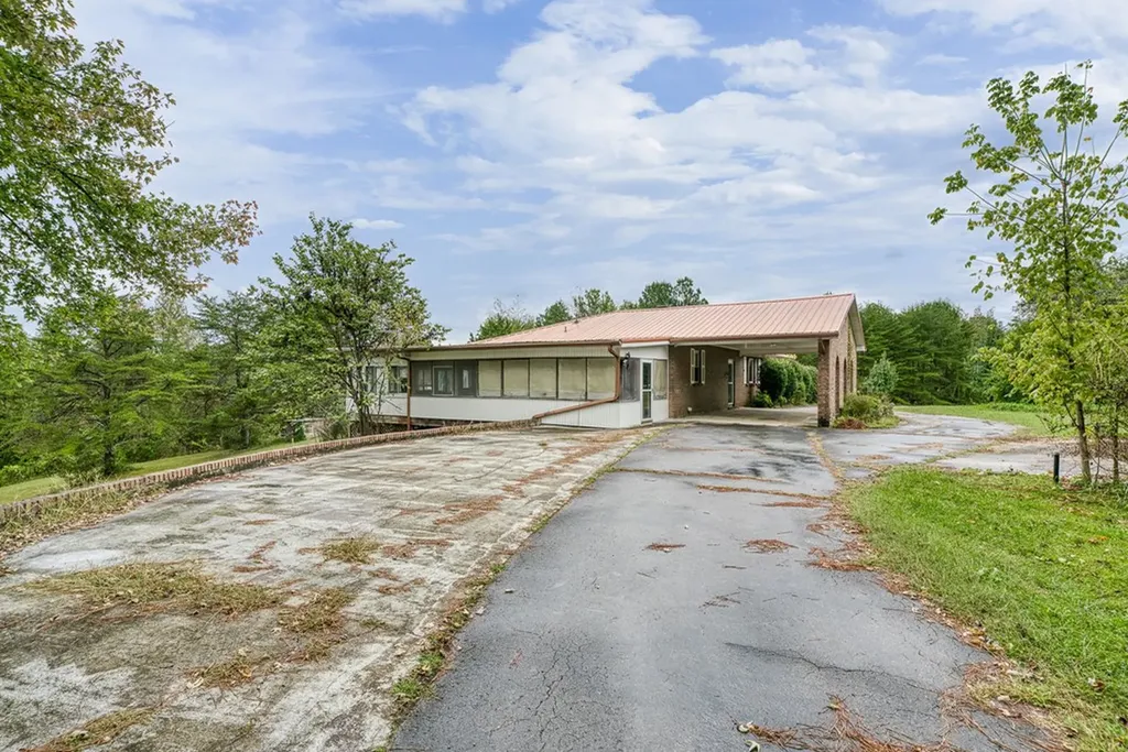 3709 Joe Rawlings Road Cookeville TN 38506