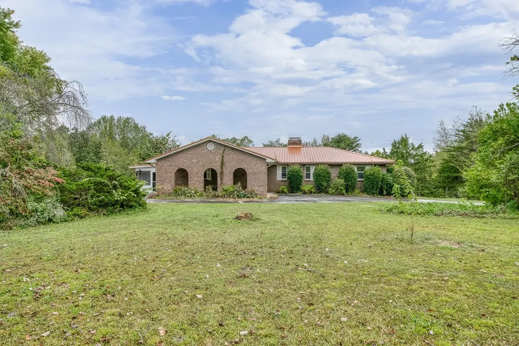 3709 Joe Rawlings Road Cookeville TN 38506