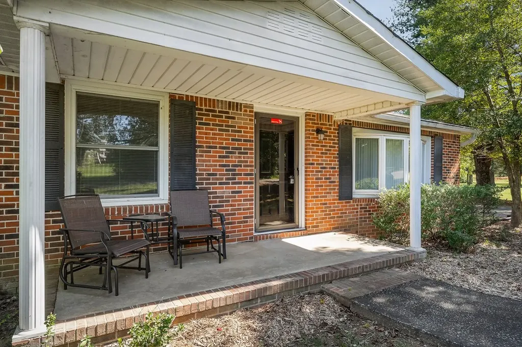 2300 Sun Valley Circle Cookeville TN 38501