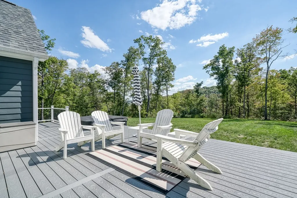 1499 Doe And Fawn Lane Crawford TN 38554