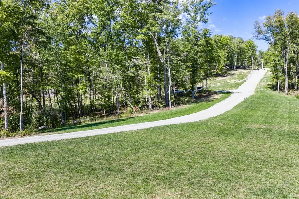 1499 Doe And Fawn Lane Crawford TN 38554