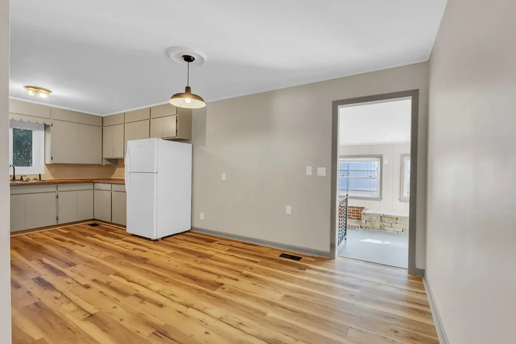 107 Oak Street Sparta TN 38583