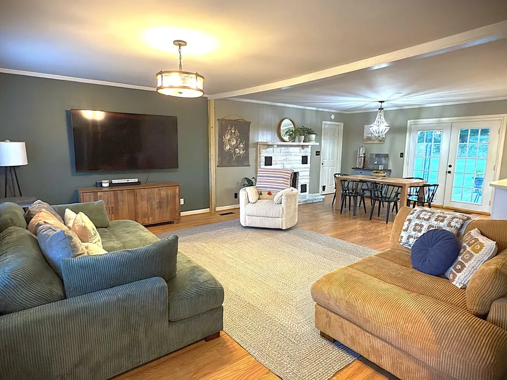 165 Walnut Circle Livingston TN 38570