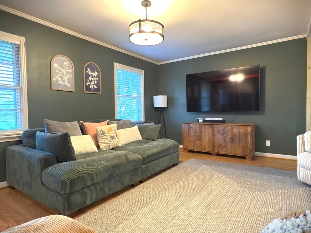 165 Walnut Circle Livingston TN 38570