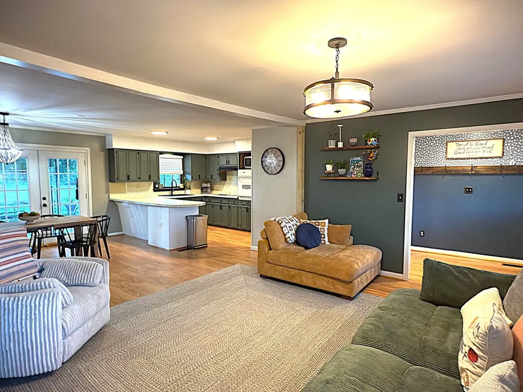 165 Walnut Circle Livingston TN 38570