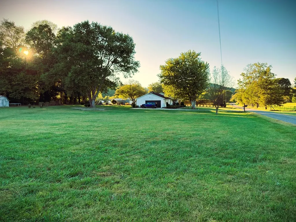 165 Walnut Circle Livingston TN 38570