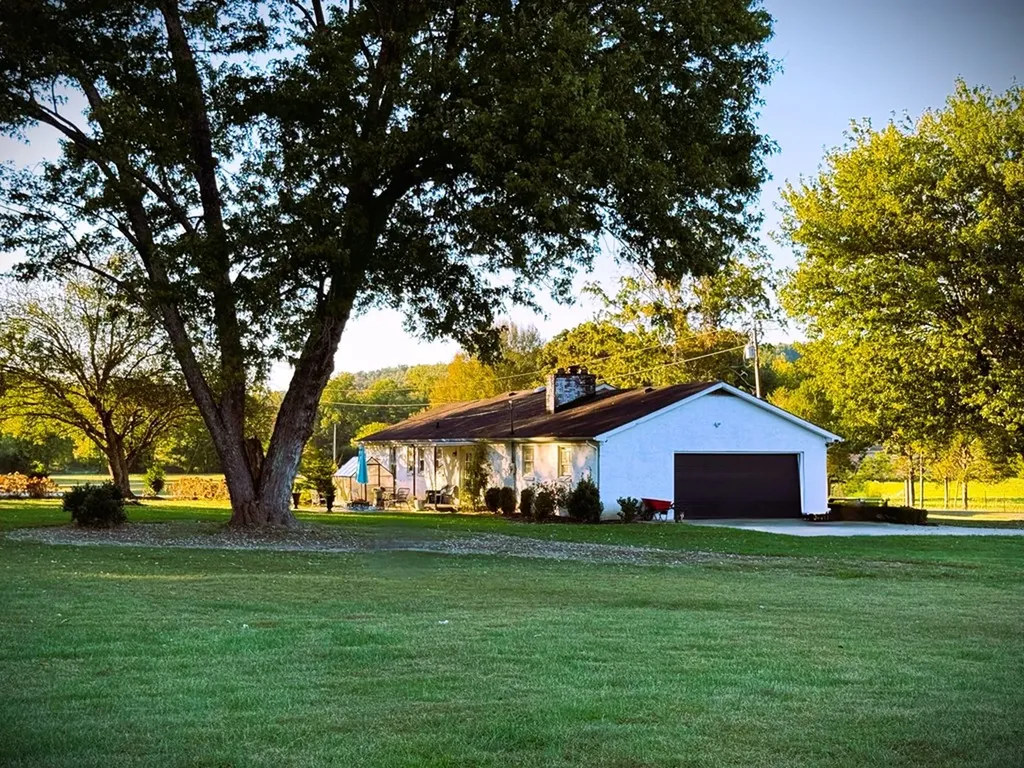 165 Walnut Circle Livingston TN 38570