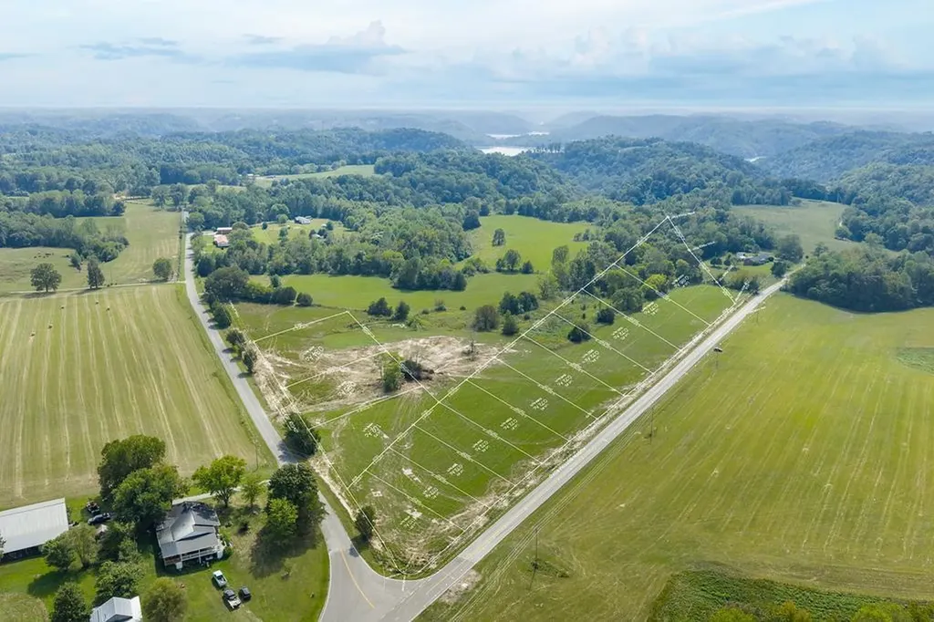 Lot 4 Austin Bottom Road Baxter TN 38544