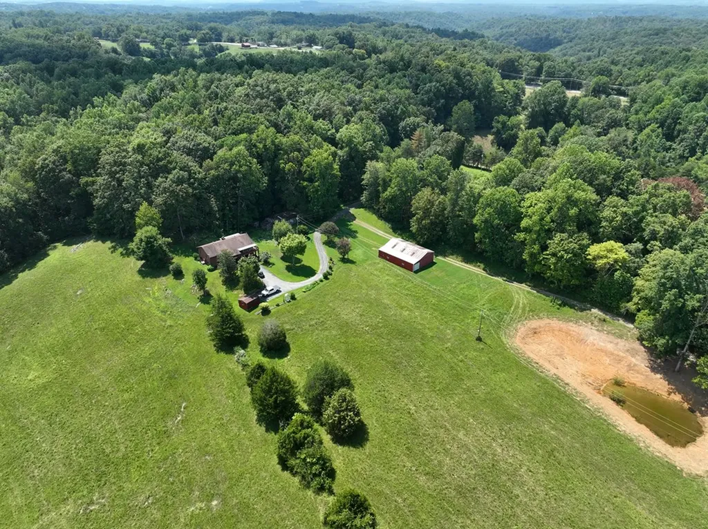 99 Means Lane Byrdstown TN 38549