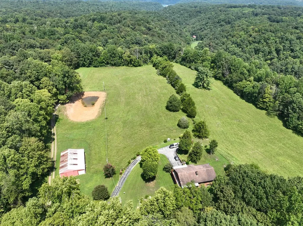 99 Means Lane Byrdstown TN 38549