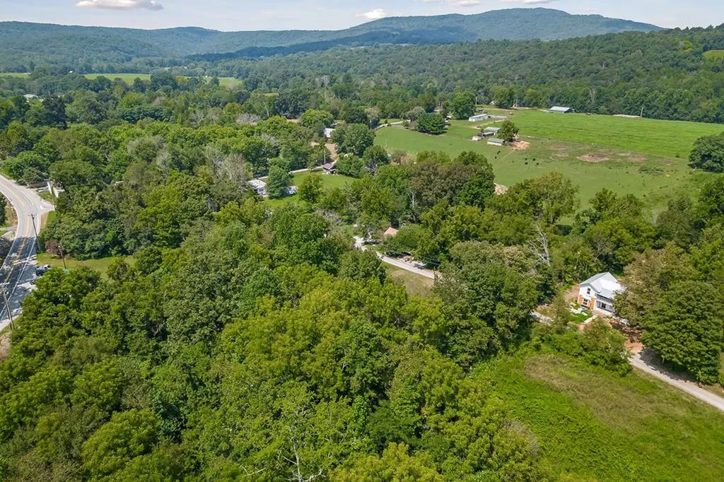 00 E Ferrell Road Alpine TN 38543