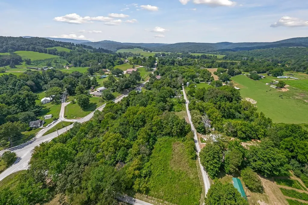 00 E Ferrell Road Alpine TN 38543