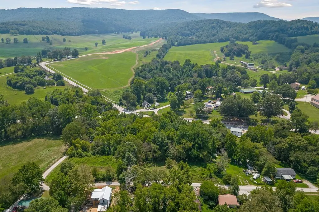 00 E Ferrell Road Alpine TN 38543