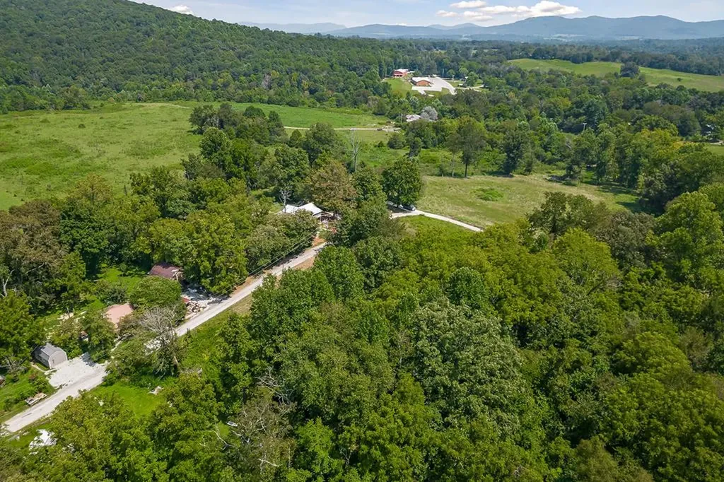 00 E Ferrell Road Alpine TN 38543