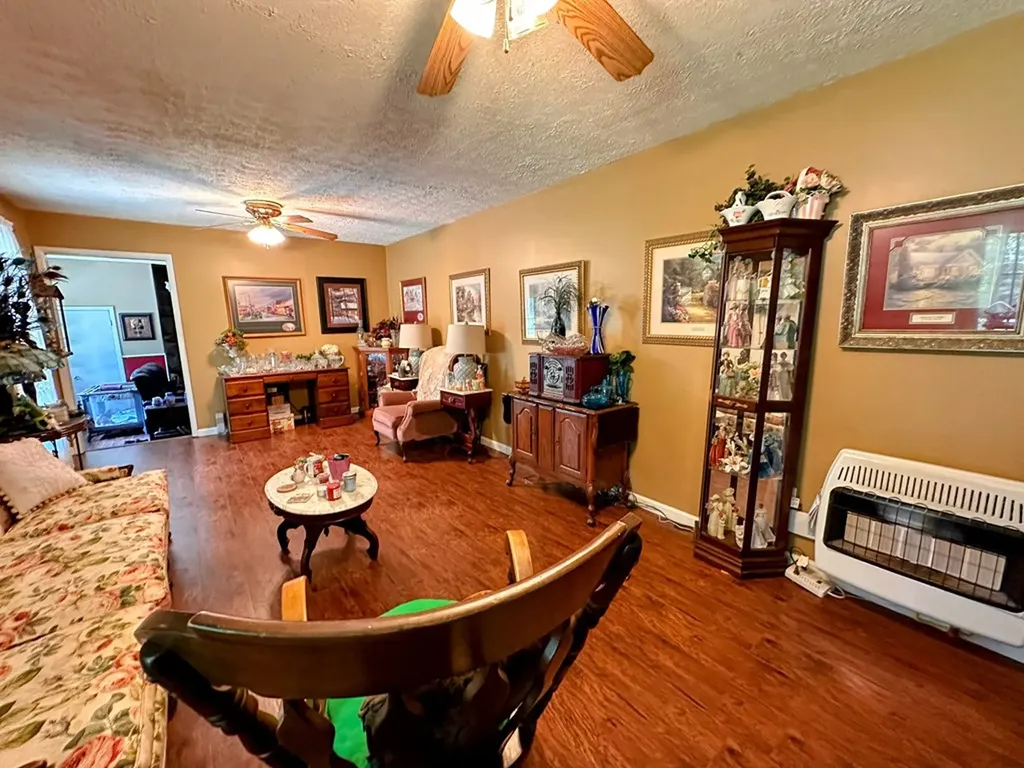 1065 Star Point Road Jamestown TN 38556