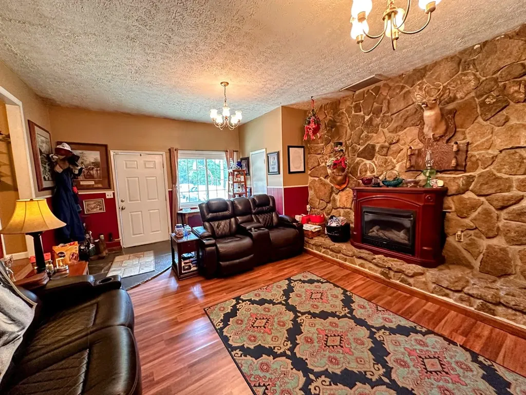 1065 Star Point Road Jamestown TN 38556